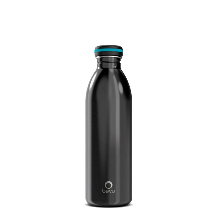 Image of Bevu Life's ONE Single Wall 25oz Bottle, showcasing its minimalist design and ability to keep your beverages fresh. Perfect for accompanying you in your daily activities with comfort and style.