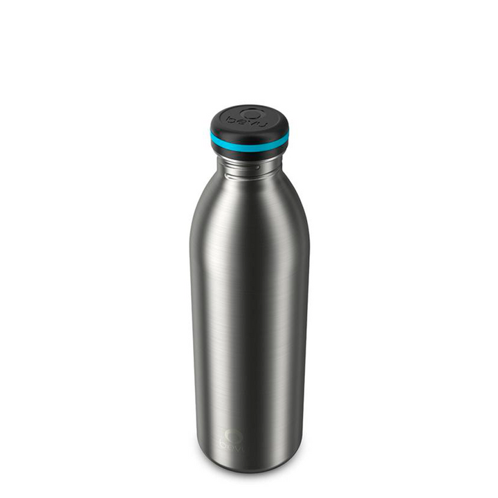 Image of Bevu Life's ONE Single Wall 25oz Bottle, showcasing its minimalist design and ability to keep your beverages fresh. Perfect for accompanying you in your daily activities with comfort and style.