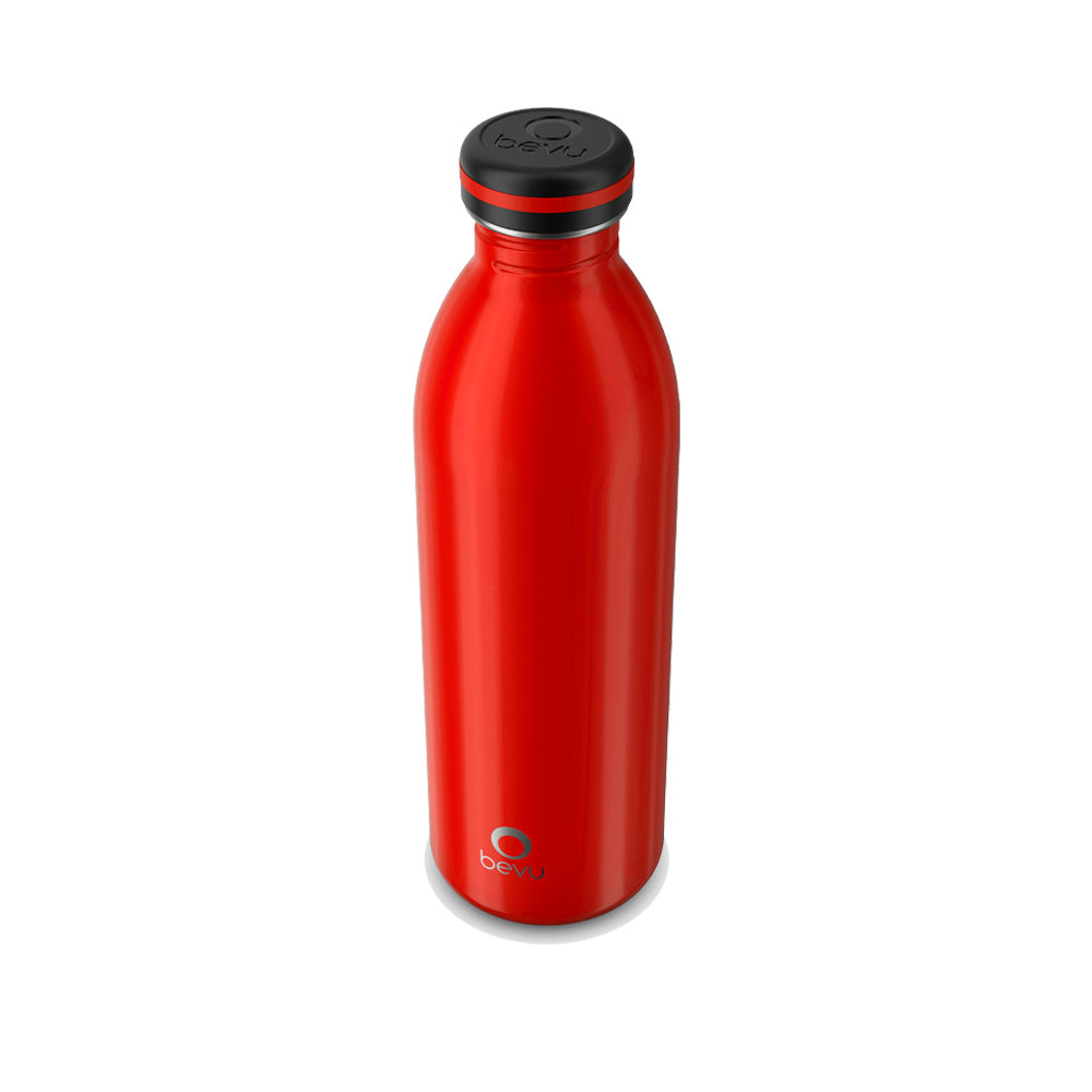 Image of Bevu Life's ONE Single Wall 25oz Bottle, showcasing its minimalist design and ability to keep your beverages fresh. Perfect for accompanying you in your daily activities with comfort and style.